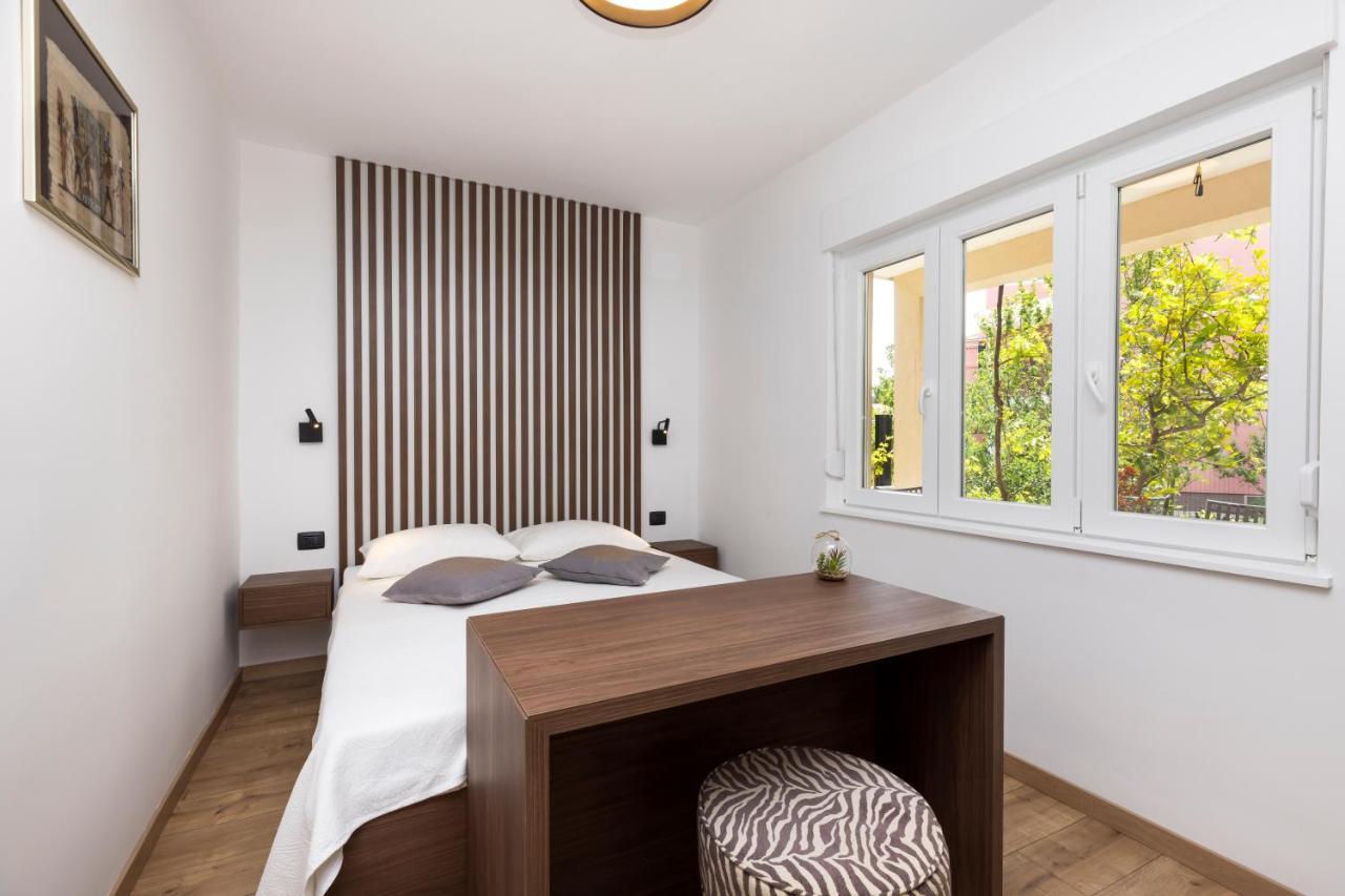 Boutique Apartment Mali Losinj Bagian luar foto